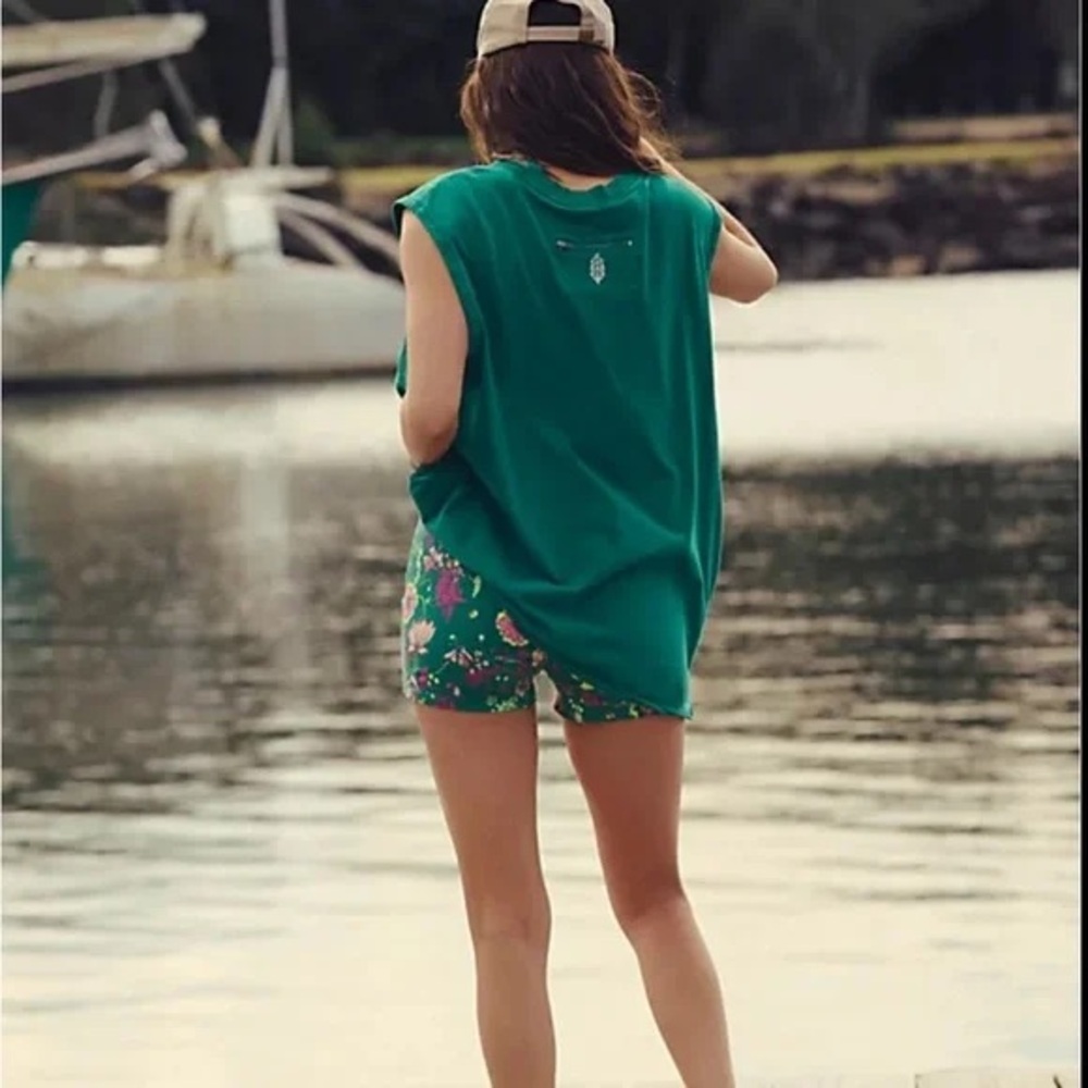 FP Movement by Free People Forest Green Muscle micro set - Picture 2 of 8